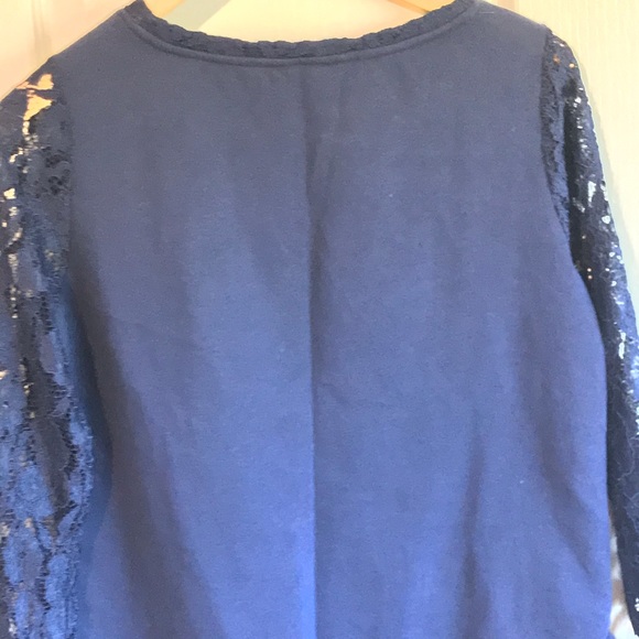 H&M navy lace sweatshirt. - Picture 4 of 7